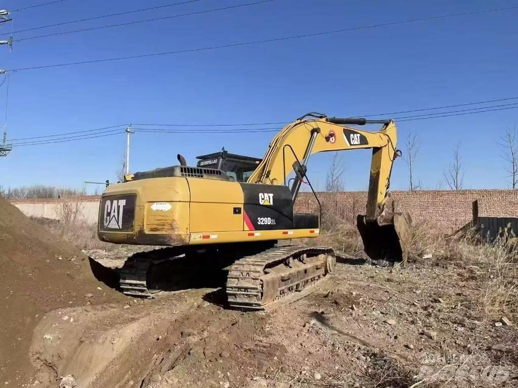 CAT 329 D2 Beltegraver