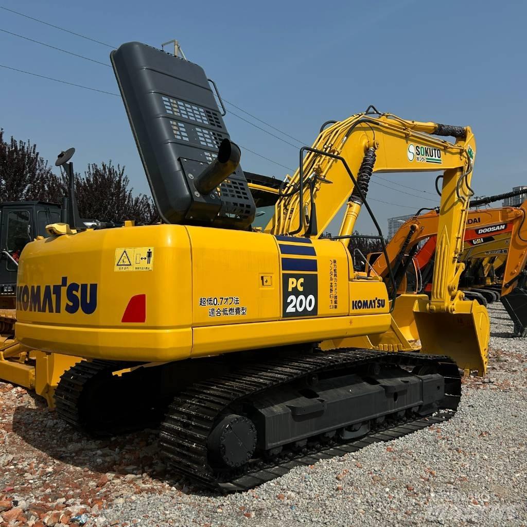 Komatsu 200-8 Beltegraver