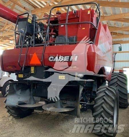 Case IH 7130 Skurtreskere