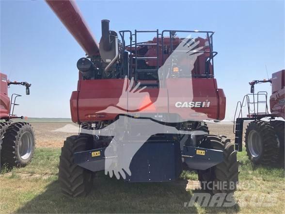 Case IH 8250 Skurtreskere