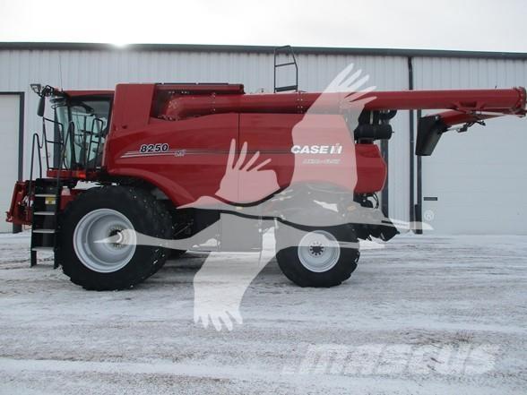 Case IH 8250 Skurtreskere