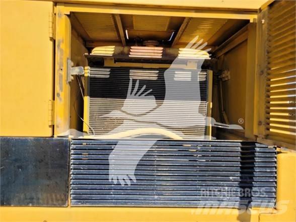 CAT 235 Beltegraver