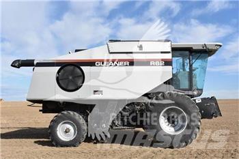 Gleaner R62 Skurtreskere