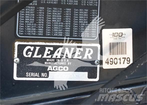Gleaner R62 Skurtreskere