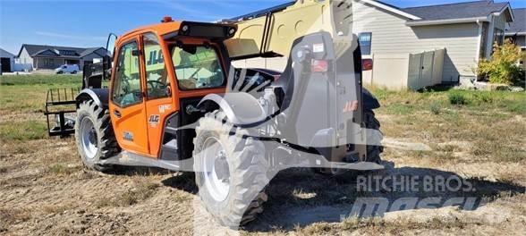 JLG 742 Teleskoplastere