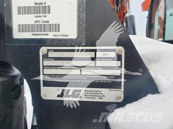 SkyTrak 10054 Teleskoplastere