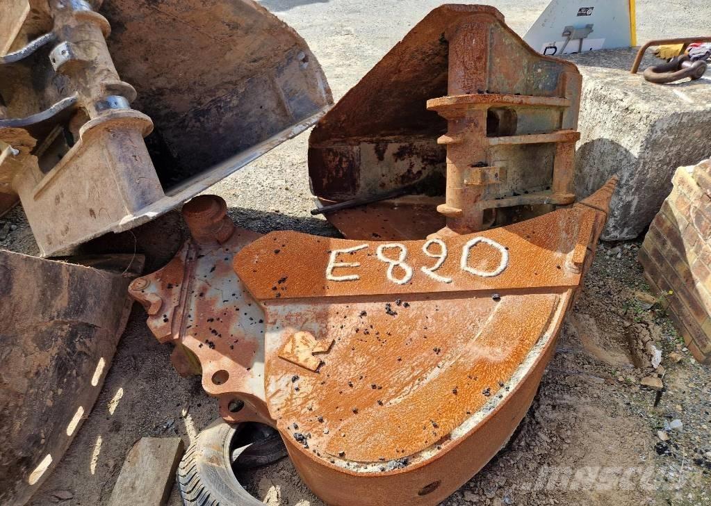 JCB JS 145 W Hjulgravere