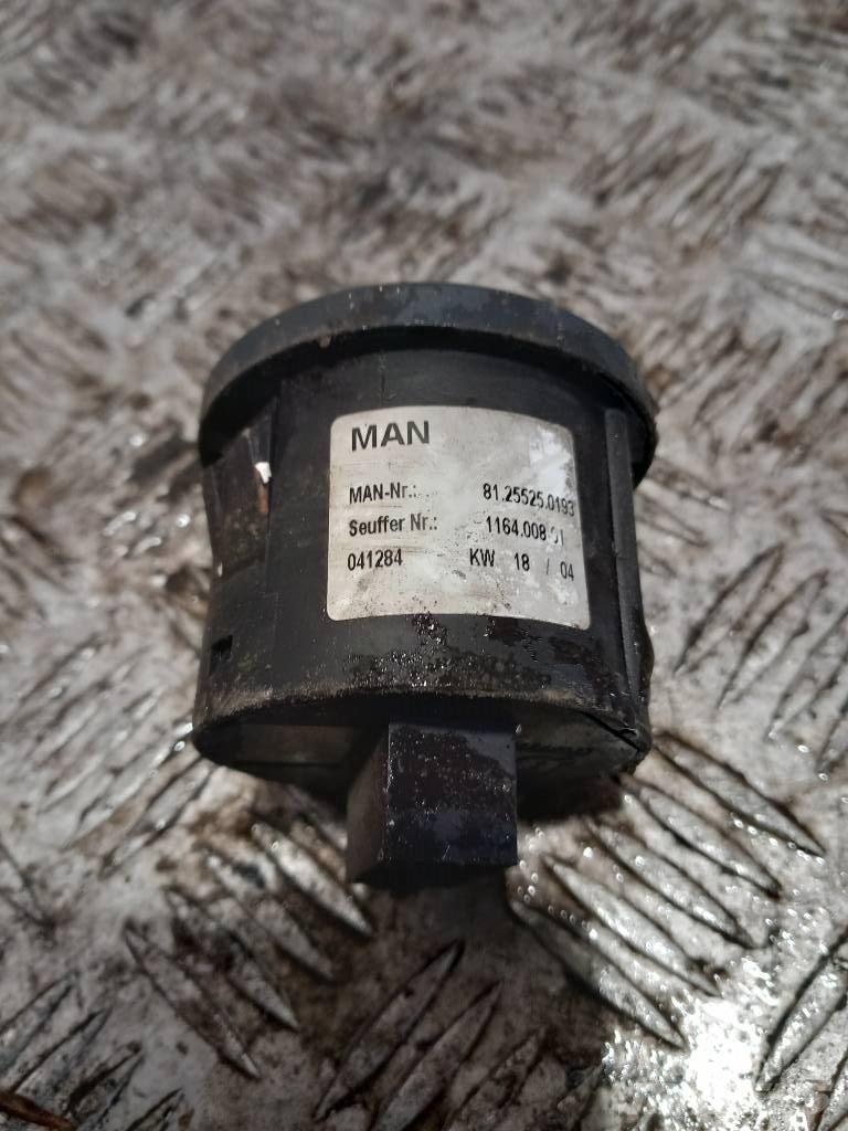 MAN TGA  81255250193 Førerhus og Interiør