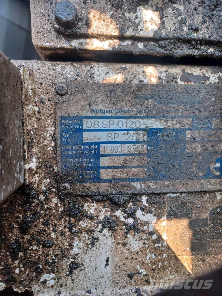 Wirtgen SP250 Forskaling