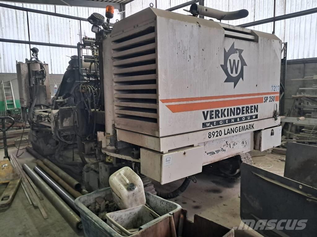 Wirtgen SP250 Forskaling