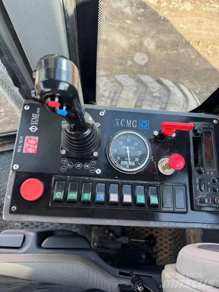 XCMG GR 2153 Veihøvler