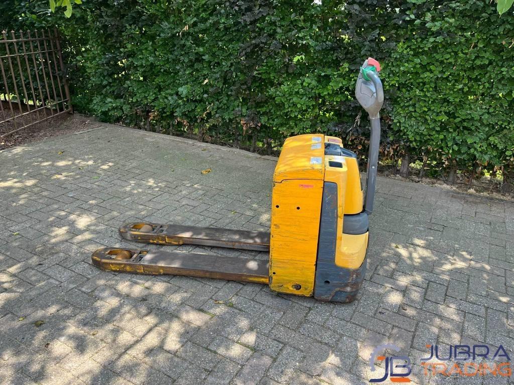 Jungheinrich EJE 118 Ledestablere