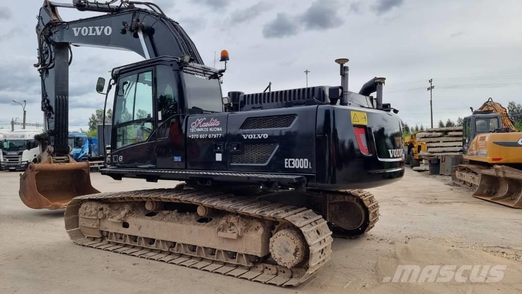 Volvo EC 300 D L Beltegraver