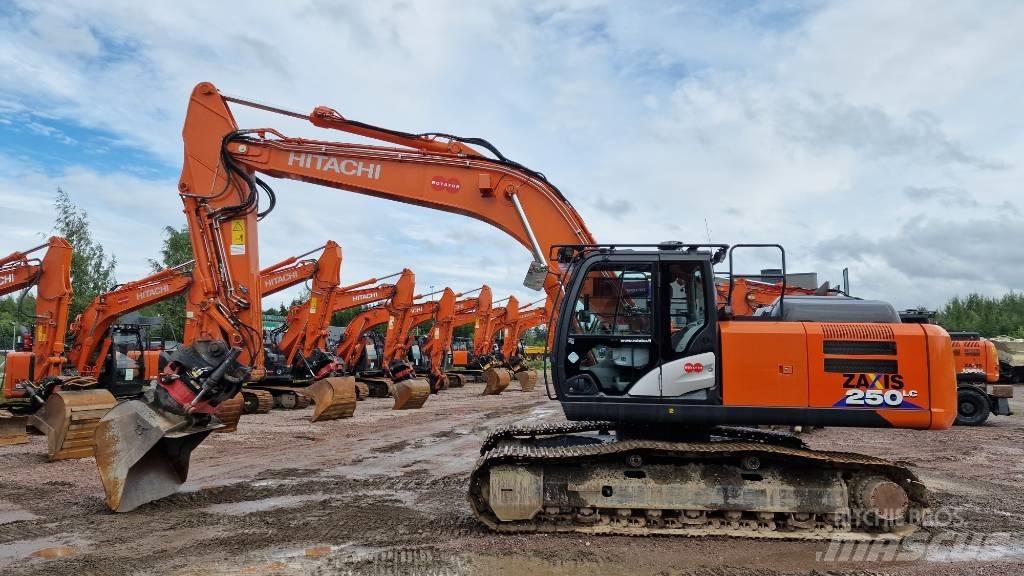 Hitachi ZX250LC-6 Beltegraver
