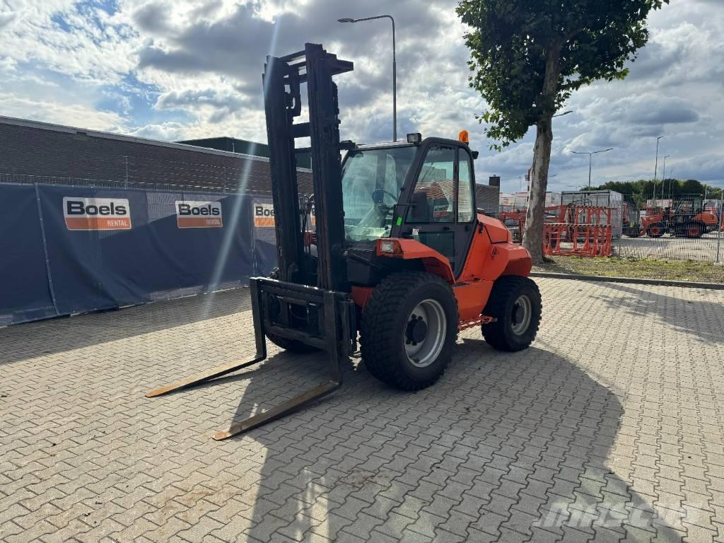 Manitou M30-4 Diesel Trucker