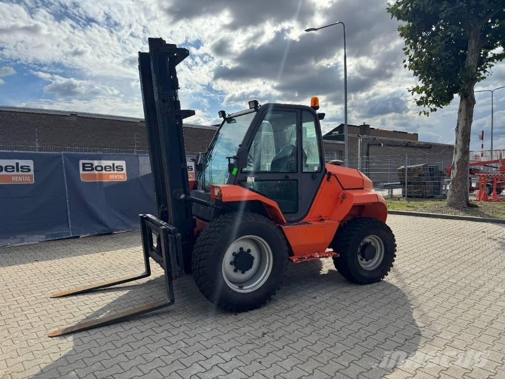 Manitou M30-4 Diesel Trucker