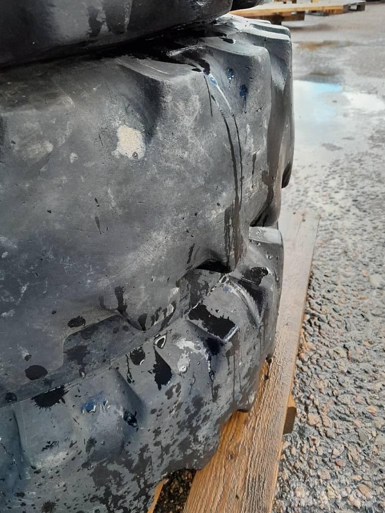Mitas 8,25-20 Hjul Dekk, hjul og felger
