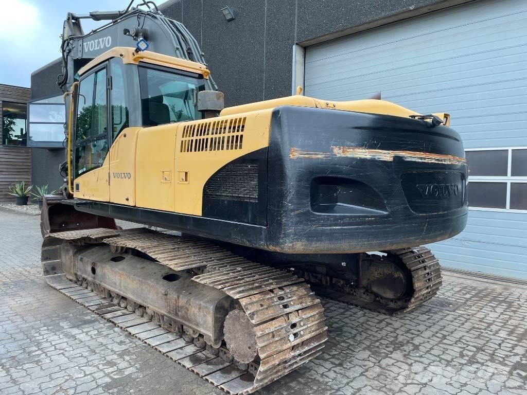 Volvo EC240C Beltegraver