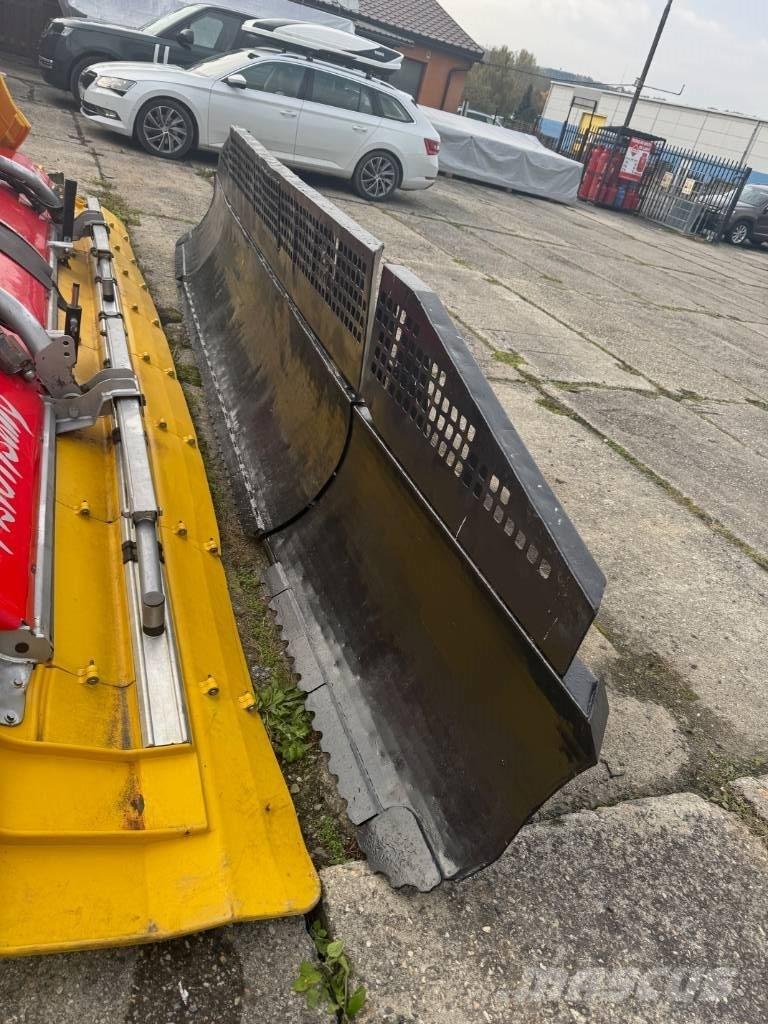 Kässbohrer PB 300 W Tråkkemaskiner