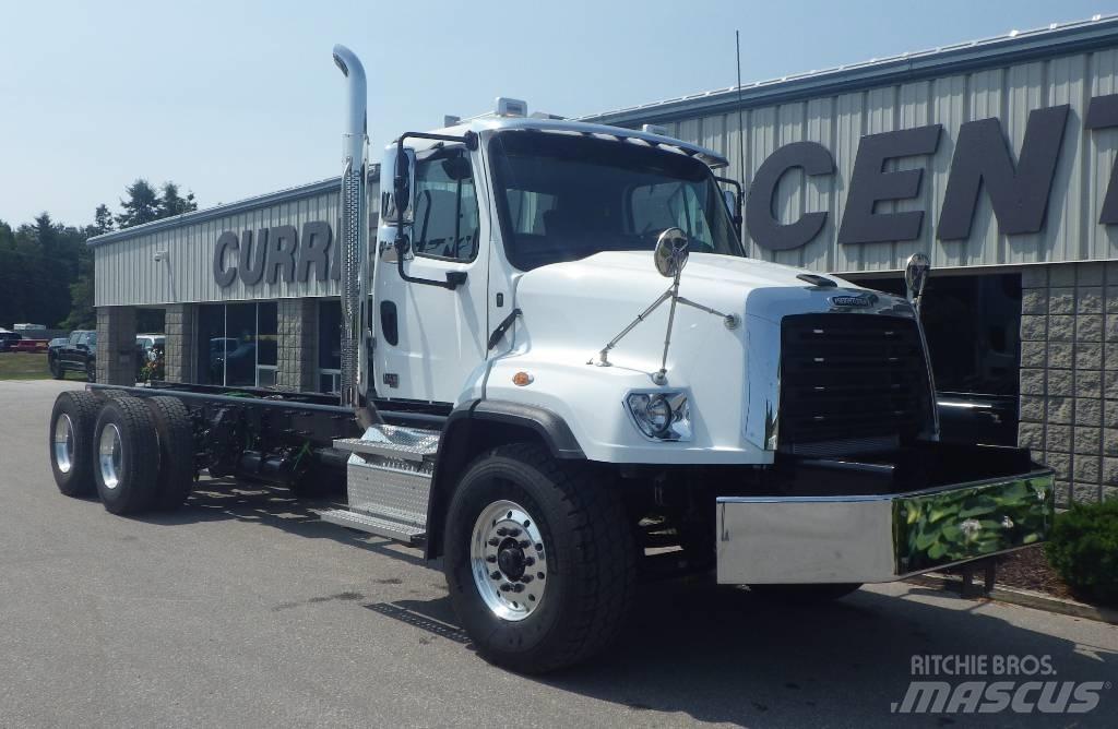 Freightliner 114 SD Chassis