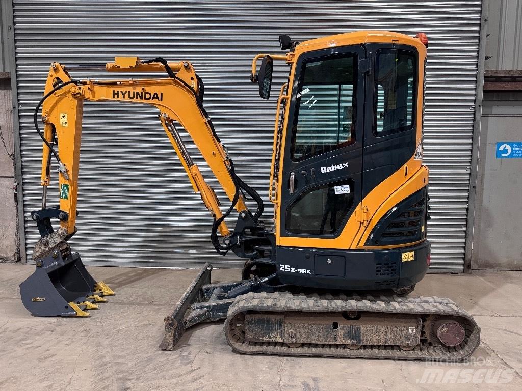 Hyundai R25Z-9 AK Minigravere <7t