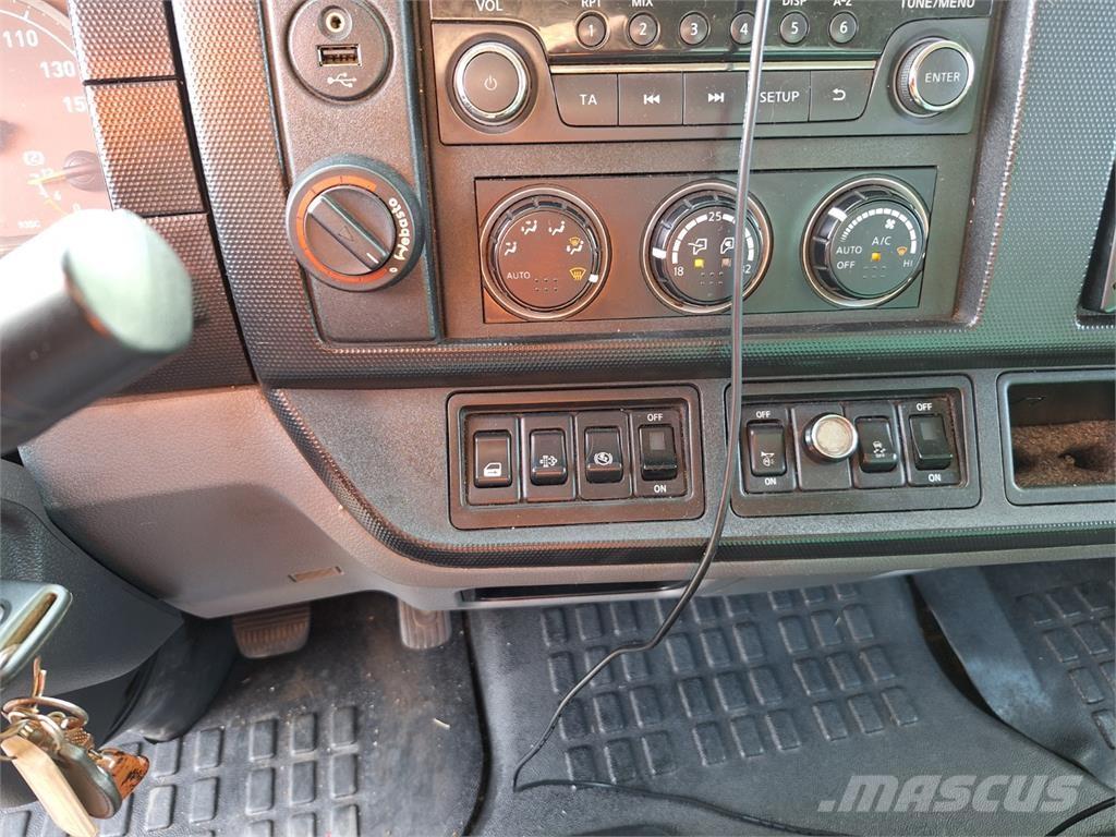 Renault D 7.5 Planbiler