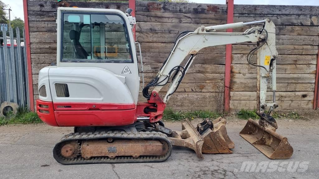 Takeuchi TB 230 Minigravere <7t