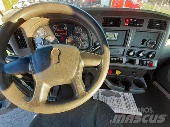 Kenworth T680 Trekkvogner