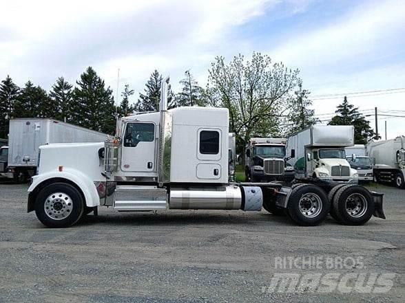 Kenworth W900L Trekkvogner