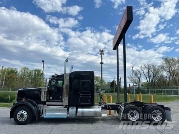 Kenworth W900L Trekkvogner