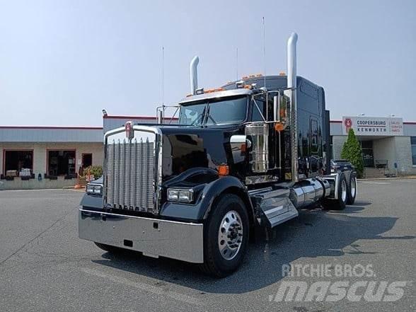 Kenworth W900L Trekkvogner