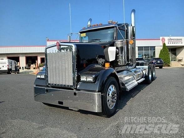 Kenworth W900L Trekkvogner