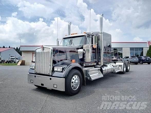 Kenworth W900L Trekkvogner