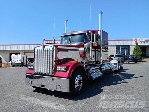 Kenworth W900L Trekkvogner