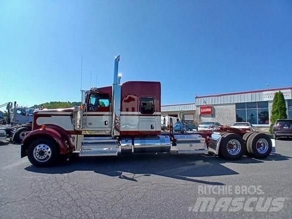 Kenworth W900L Trekkvogner