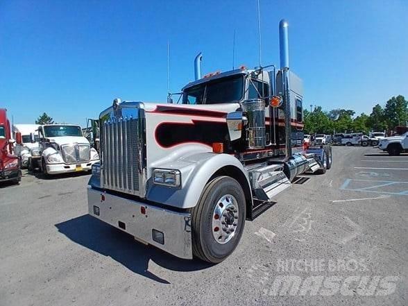 Kenworth W900L Trekkvogner