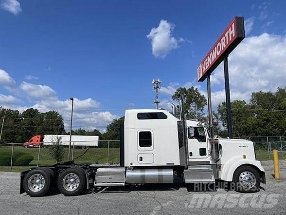 Kenworth W900L Trekkvogner