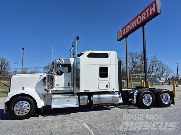 Kenworth W900L Trekkvogner