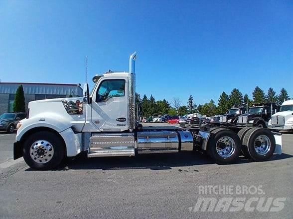 Kenworth W990 Trekkvogner