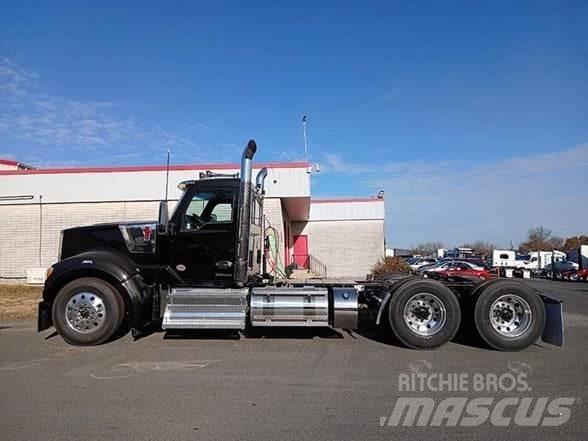Kenworth W990 Trekkvogner