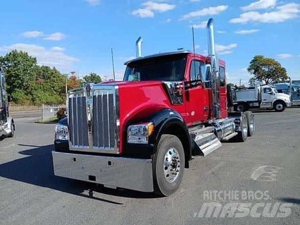 Kenworth W990 Trekkvogner