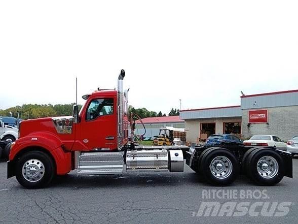 Kenworth W990 Trekkvogner