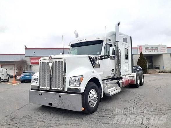 Kenworth W990 Trekkvogner