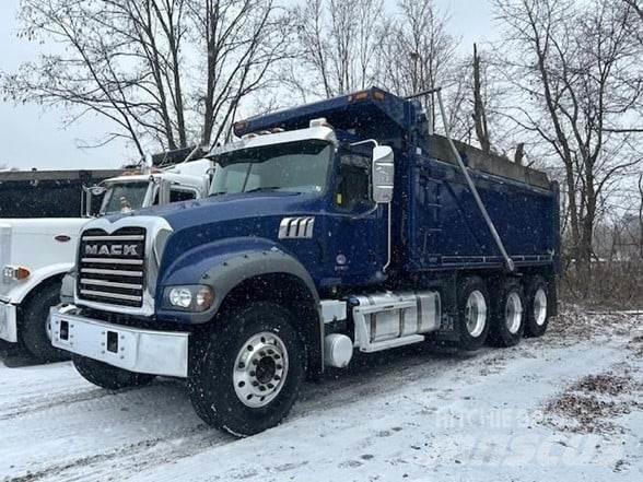 Mack GRANITE 64FR Tippbil