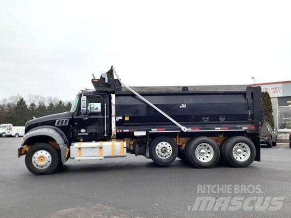 Mack GRANITE GU713 Tippbil