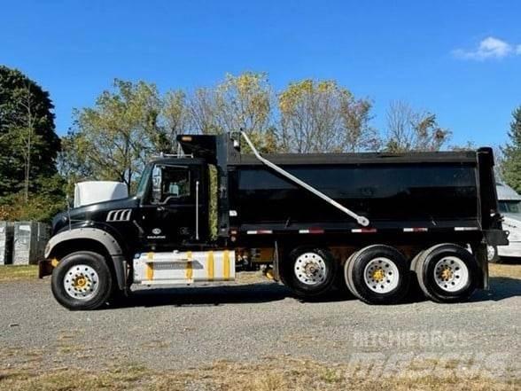 Mack GRANITE GU713 Tippbil