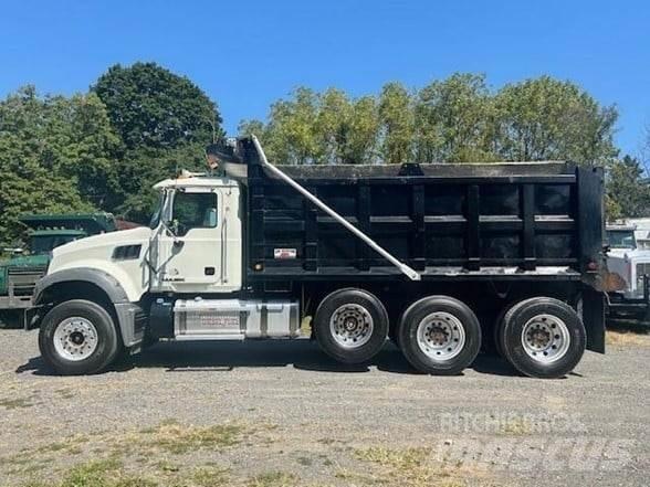 Mack GRANITE GU713 Tippbil