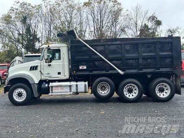 Mack GRANITE GU713 Tippbil