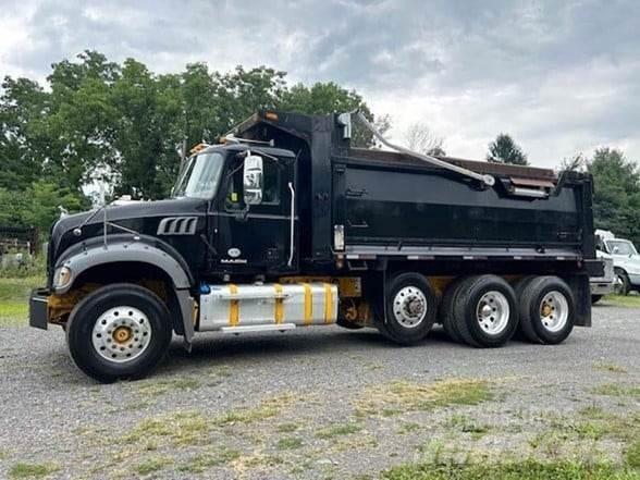 Mack GRANITE GU713 Tippbil