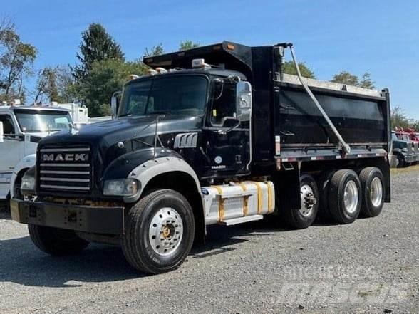 Mack GRANITE GU713 Tippbil